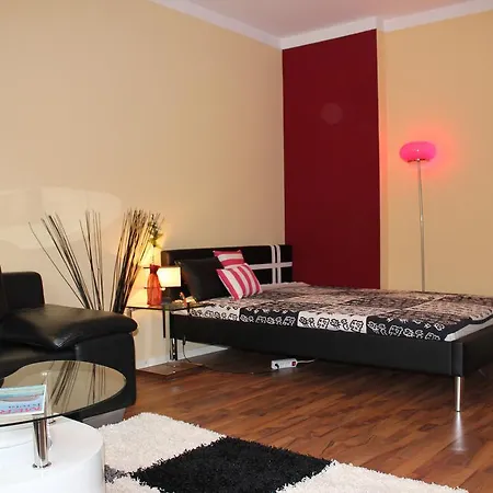 - Deluxe Düsseltal Düsseldorf