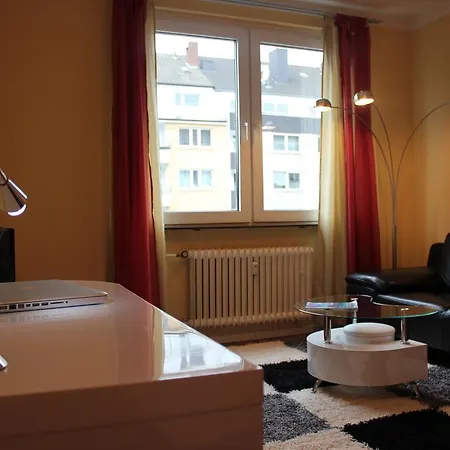 - Deluxe Düsseltal Apartment *
